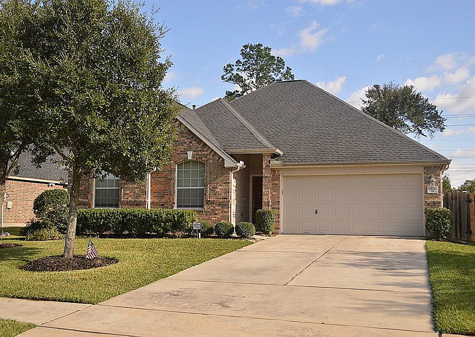 1st image of 13130 Sweetgum Shores Dr