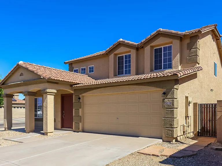 24254 W Desert Bloom St — Photo 4