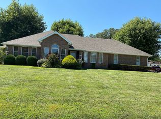 419 Magnolia Ct, Lebanon, MO 65536