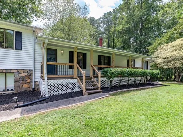 94 Brer Rabbit Trl, Jasper, GA 30143