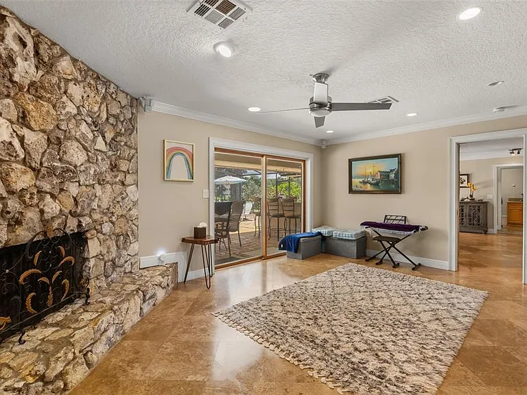 180 Springwood Trl — Photo 5