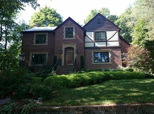 54 Shaw Rd, Brookline, MA 02467
