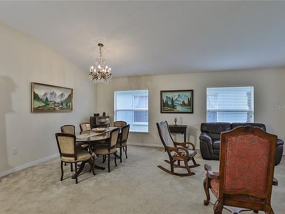 4th image of 423 Stone Briar Dr
