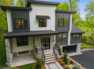 132 South Rd, Mendham, NJ 07945