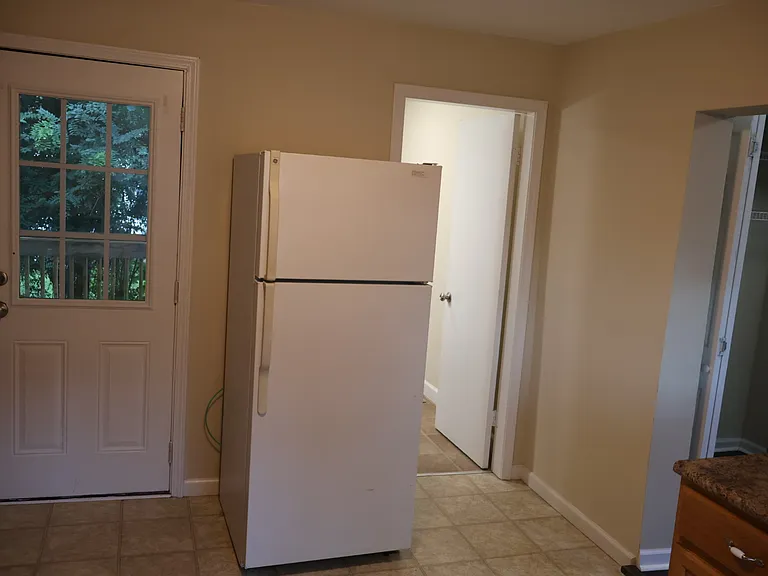 114 Emory St — Photo 7