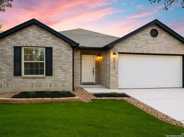3320 Whisper Bluff, Schertz, TX 78108