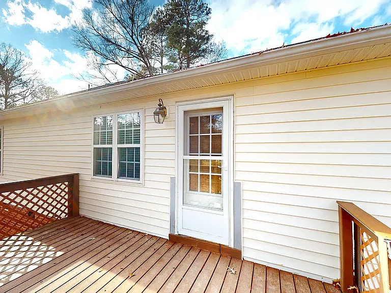 115 Stoneview Cir — Photo 25
