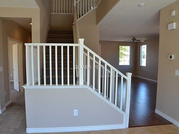 3rd image of 6556 Cedar Waxwing St