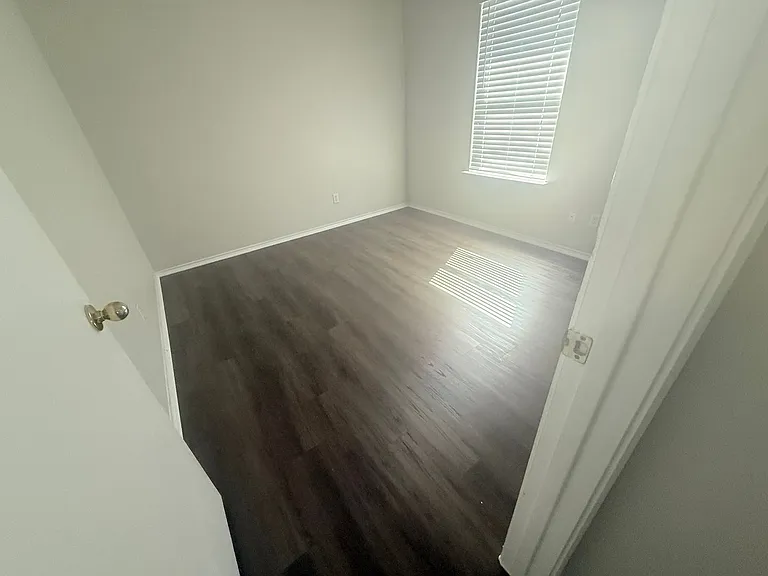 10714 Judie Allen — Photo 37