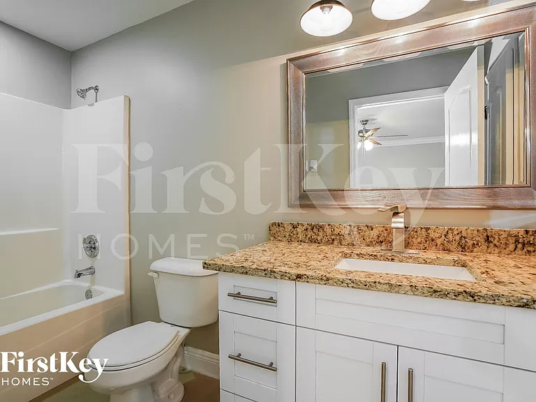 2503 33rd St SW — Photo 10