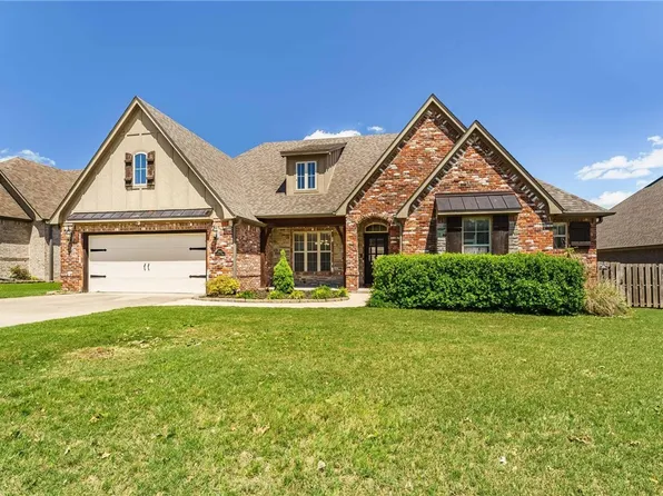 3803 Le Mason St, Springdale, AR 72764