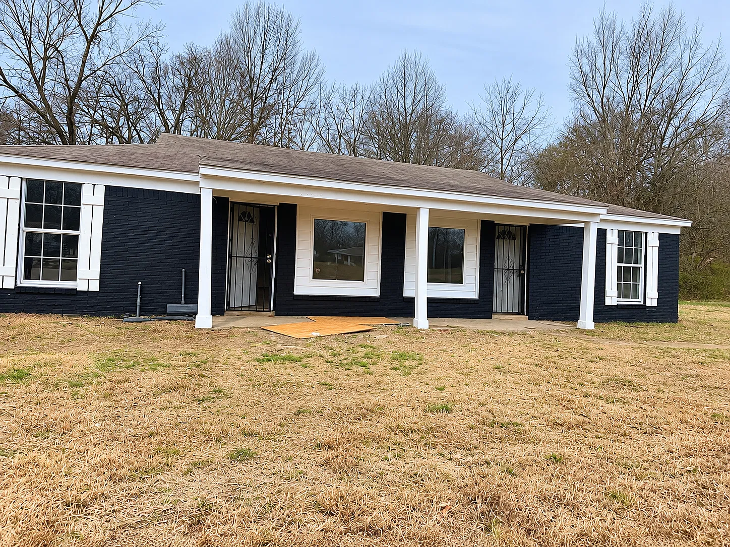 2 bed, $950 — Photo 1
