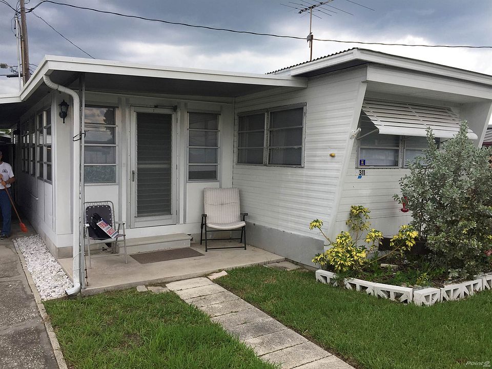 1st image of 311 Albion Ave