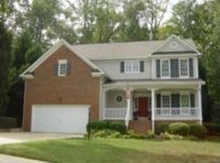 302 Silvergrove Dr, Cary, NC 27513
