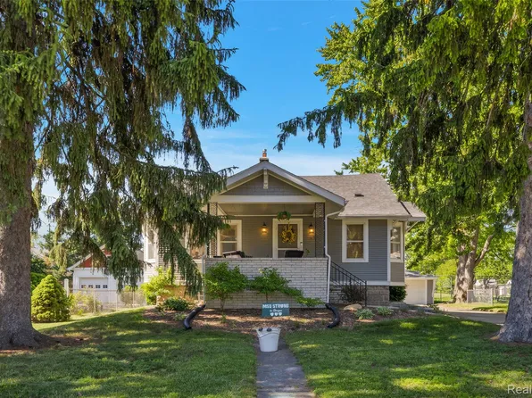 495 Lincoln Ave, Clawson, MI 48017