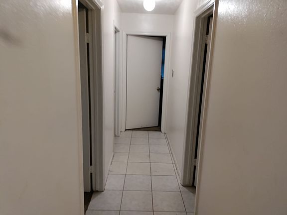 5th image of 2519 Quiet Meadows Dr