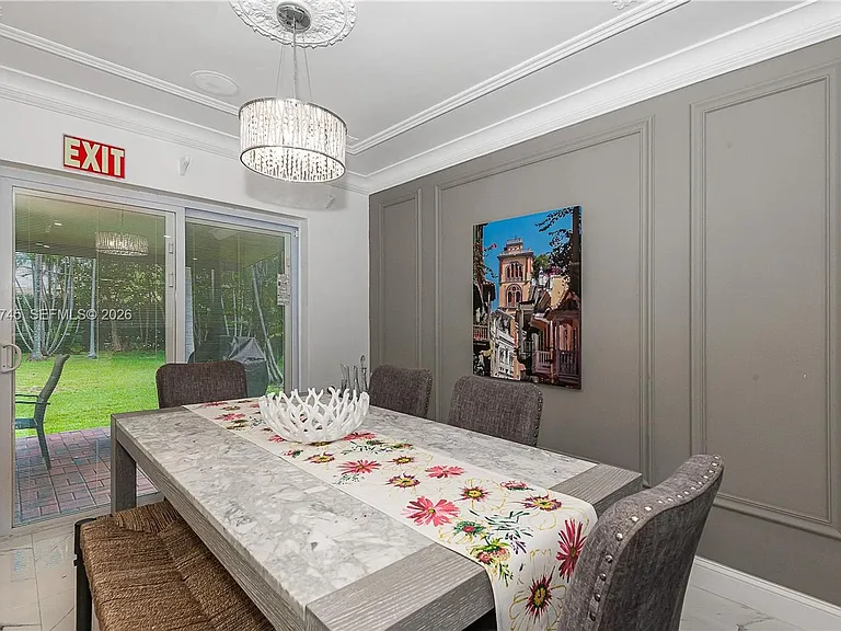 1521 Arthur St #1521 — Photo 19