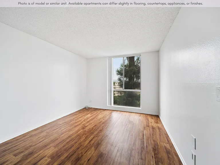 Park View Apartments — Photo 12