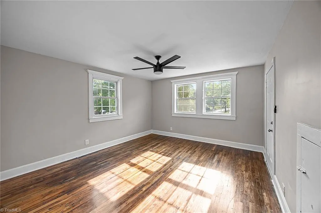 1 bed, 696 sqft, $1,250 — Photo 3