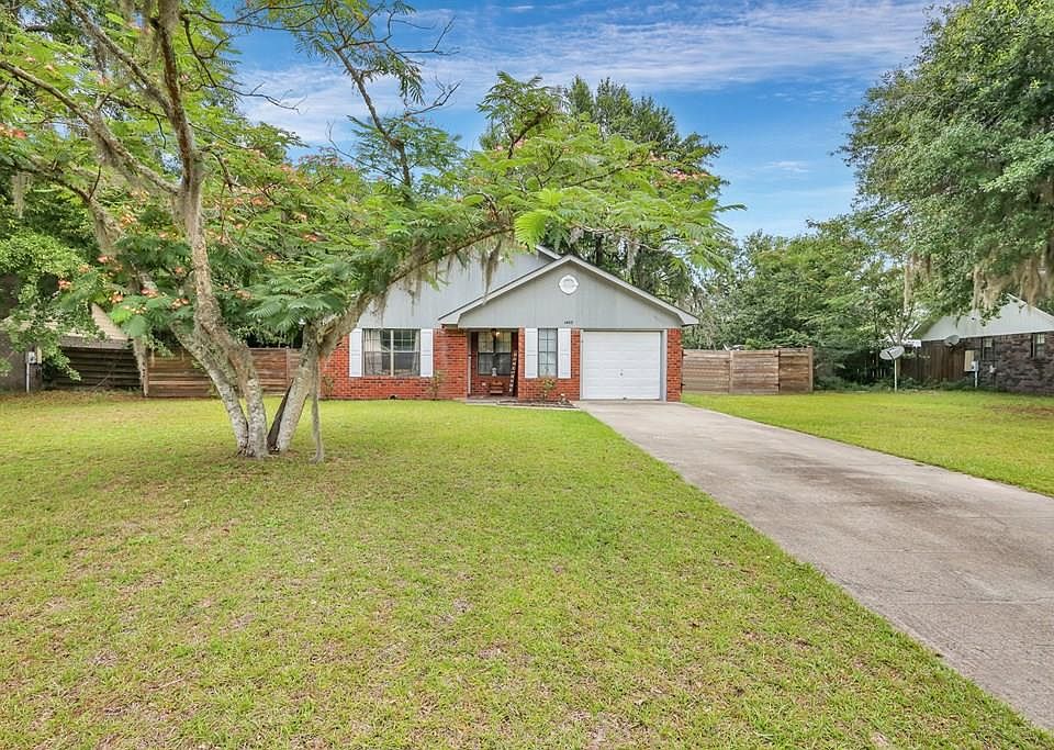 1405 Desert Storm Dr, Hinesville, GA 31313 Zillow