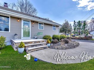 165 Bayview Ave, Belford, NJ 07718