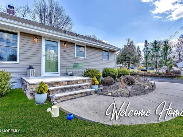 165 Bayview Avenue, Belford, NJ 07718