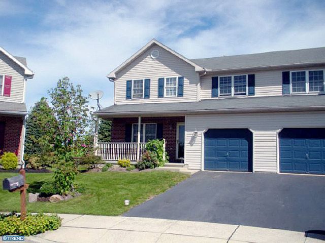 1st image of 144 Dogwood Dr