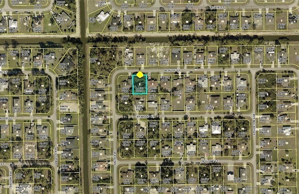 2nd image of 5217 Beauty St