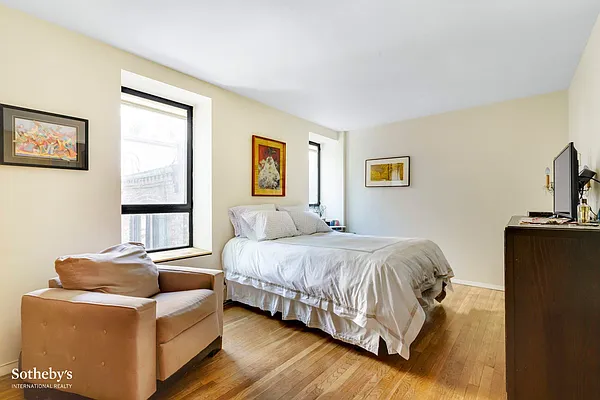Rented by Sotheby's International Realty | media 5