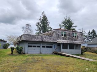 18212 Sandridge Rd, Long Beach, WA 98631