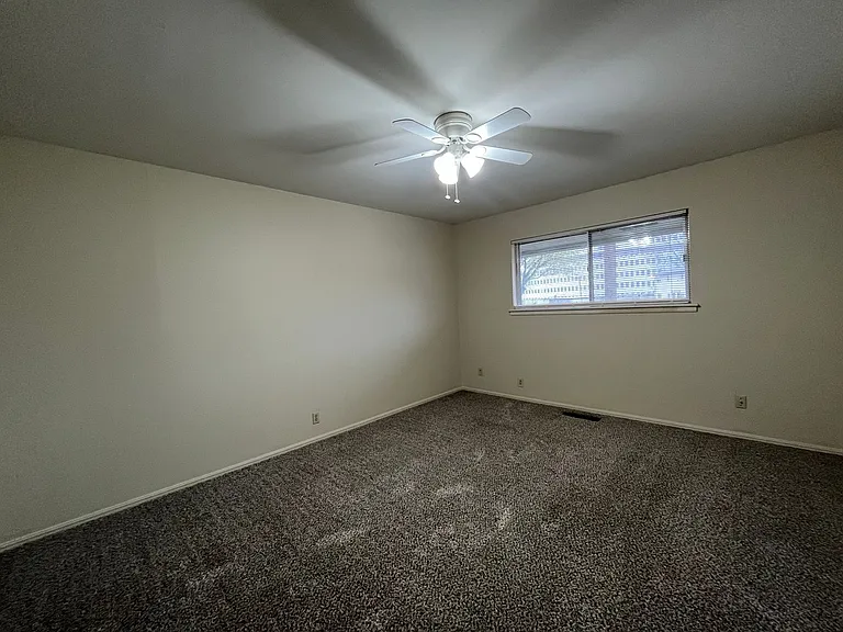 3526 E 48th Pl — Photo 18