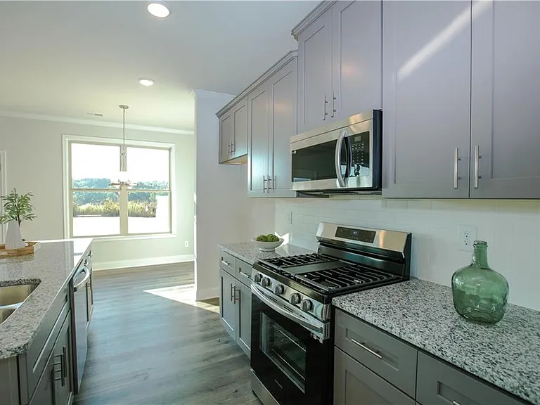 452 Hellen Valley Dr — Photo 12