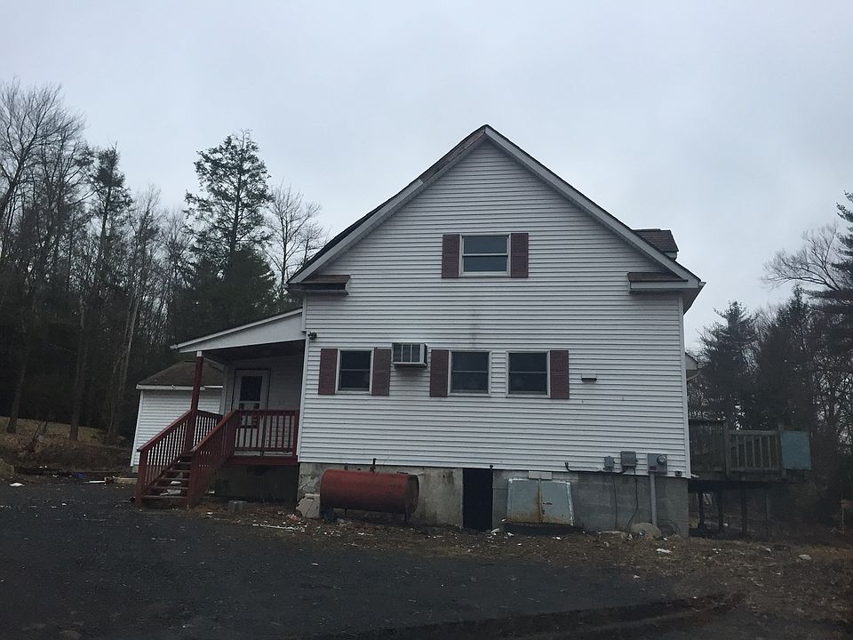 1st image of 1070 Bartonsville Woods Rd