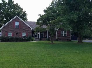 405 Parkview Dr, Columbia, TN 38401