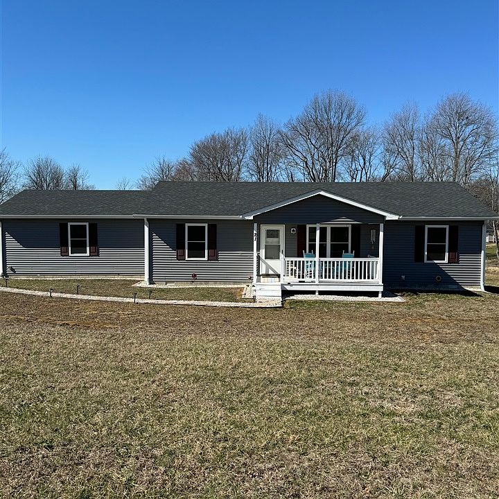1st image of 21 Den Dr