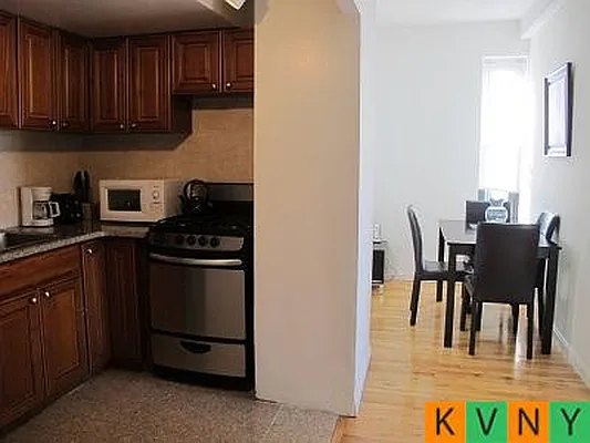 Rented by KVNY Soho | media 10