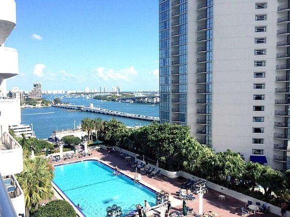 5th image of 1717 N Bayshore Dr APT 2045