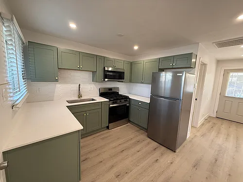 Floor plan 2 bedroom