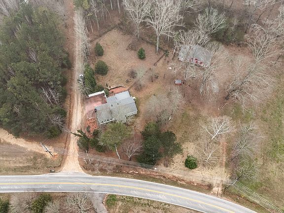 5th image of 3819 Mason Creek Rd