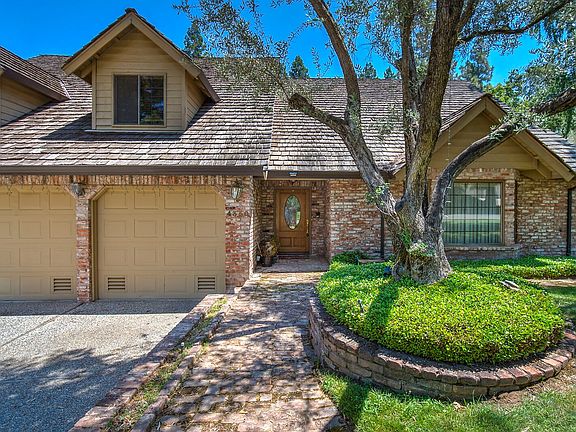 3rd image of 4530 Winding Woods Way