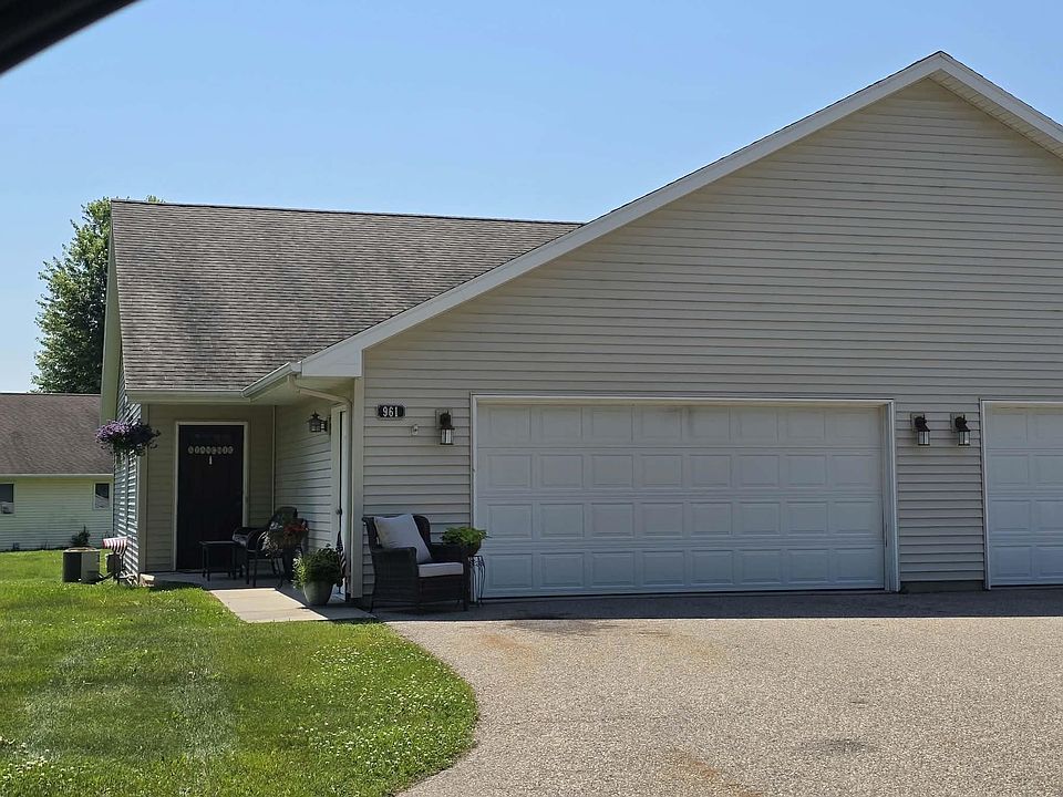 1st image of 961 Charles Wright Dr