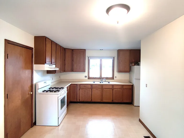2545 N 4645th Rd #1 — Photo 4
