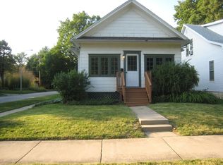 610 1/2 W Columbia Ave, Champaign, IL