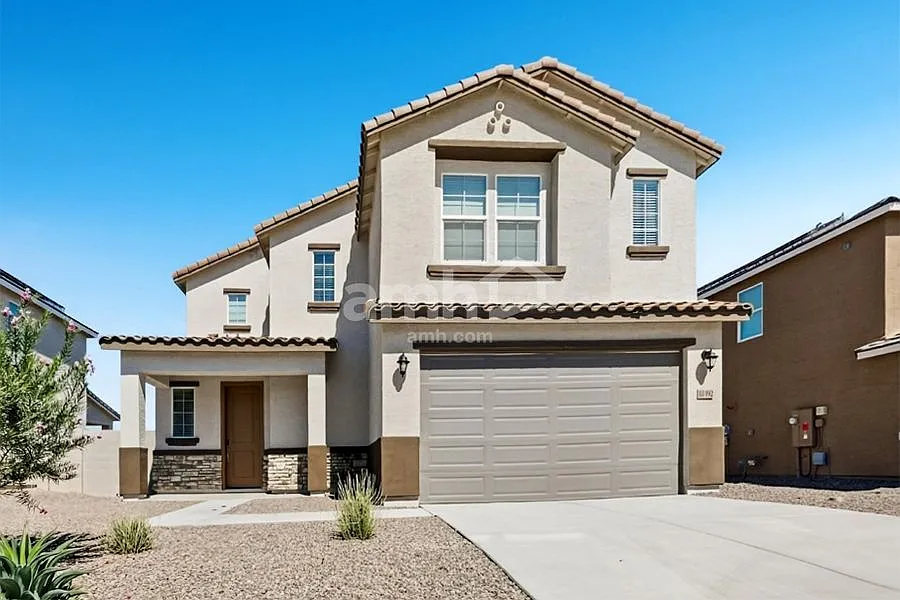 18492 W Honeysuckle Dr