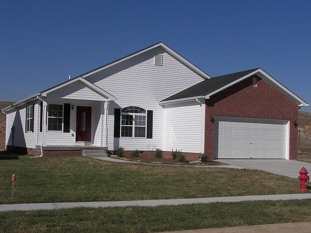1st image of 253 Oxford Cir