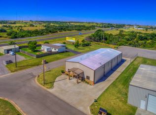 325 S 8th St, Weatherford, OK 73096