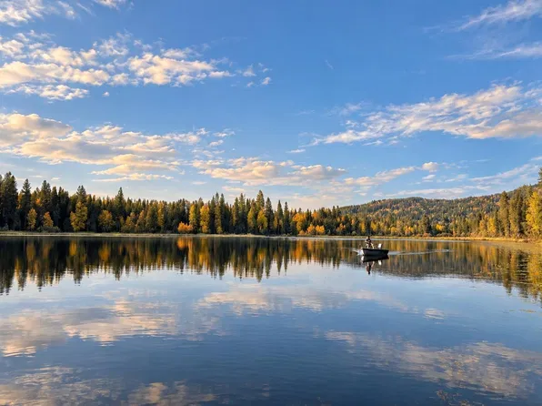 202 Fry Crk, Sagle, ID 83860