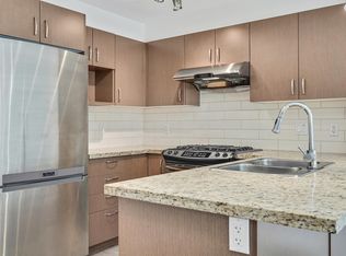 3097 Lincoln Ave #204, Coquitlam, BC V3B 0E3