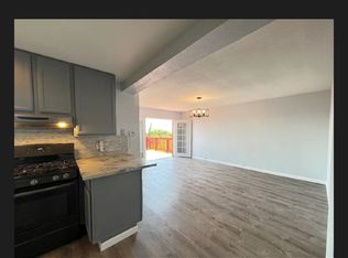 7618 Sunkist Dr, Oakland, CA