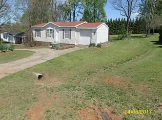 3504 Rock Creek Dr, Newton, NC 28658